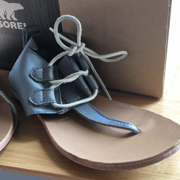 Sorel Sandel Gray/Silver Size 7 - Picture 5 of 6